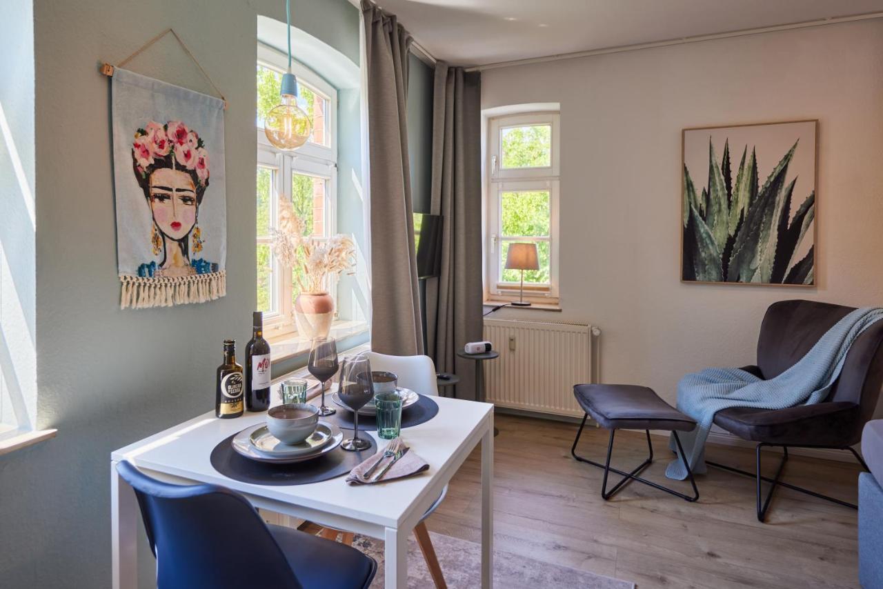 Kvartier2 In Top-Lage, 5 Min Zur Bali-Therme Und Gop, Hdz, Arbeitsplatz, Boxspringbett Bad Oeynhausen Exterior foto